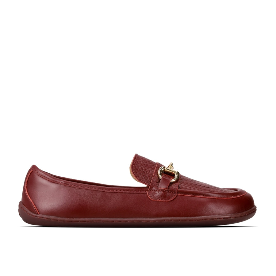 Profile of Be Lenka Divella loafers in burgundy shown against a white background. #color_burgundy