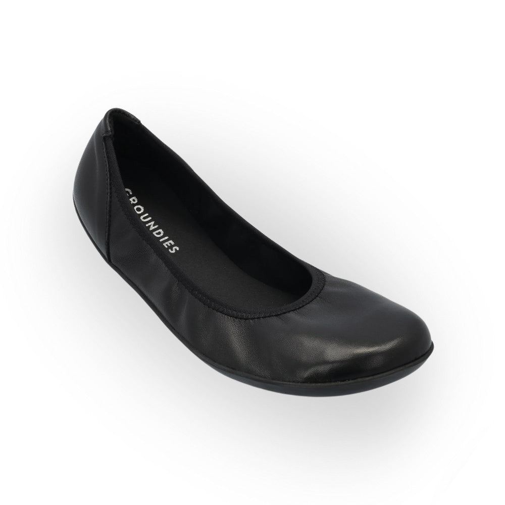 All black Groundies Lily 2 Classic ballet flats with an elastic opening. Right shoe is shown facing diagonally right against a white background. #color_black