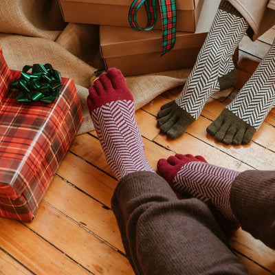 #color_wine-red-light-grey