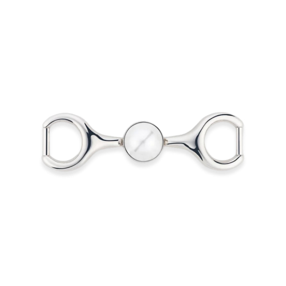A silver metal accessory for the Shapen Versa Loafer. Chain is attached by a D shape on either side that tapers into holding a pearl detail in the middle against a white background. #color_gold-chain