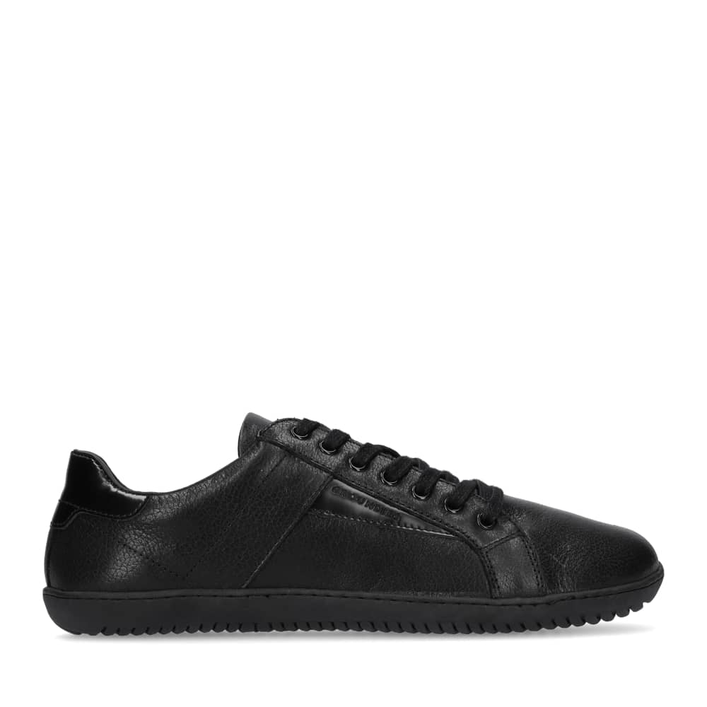 Groundies Melbourne Sneaker - Black - 38 - Like New